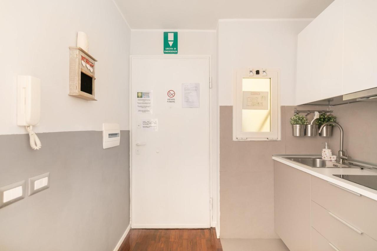 Living Rhome - Condotti Apartment Ρώμη Εξωτερικό φωτογραφία